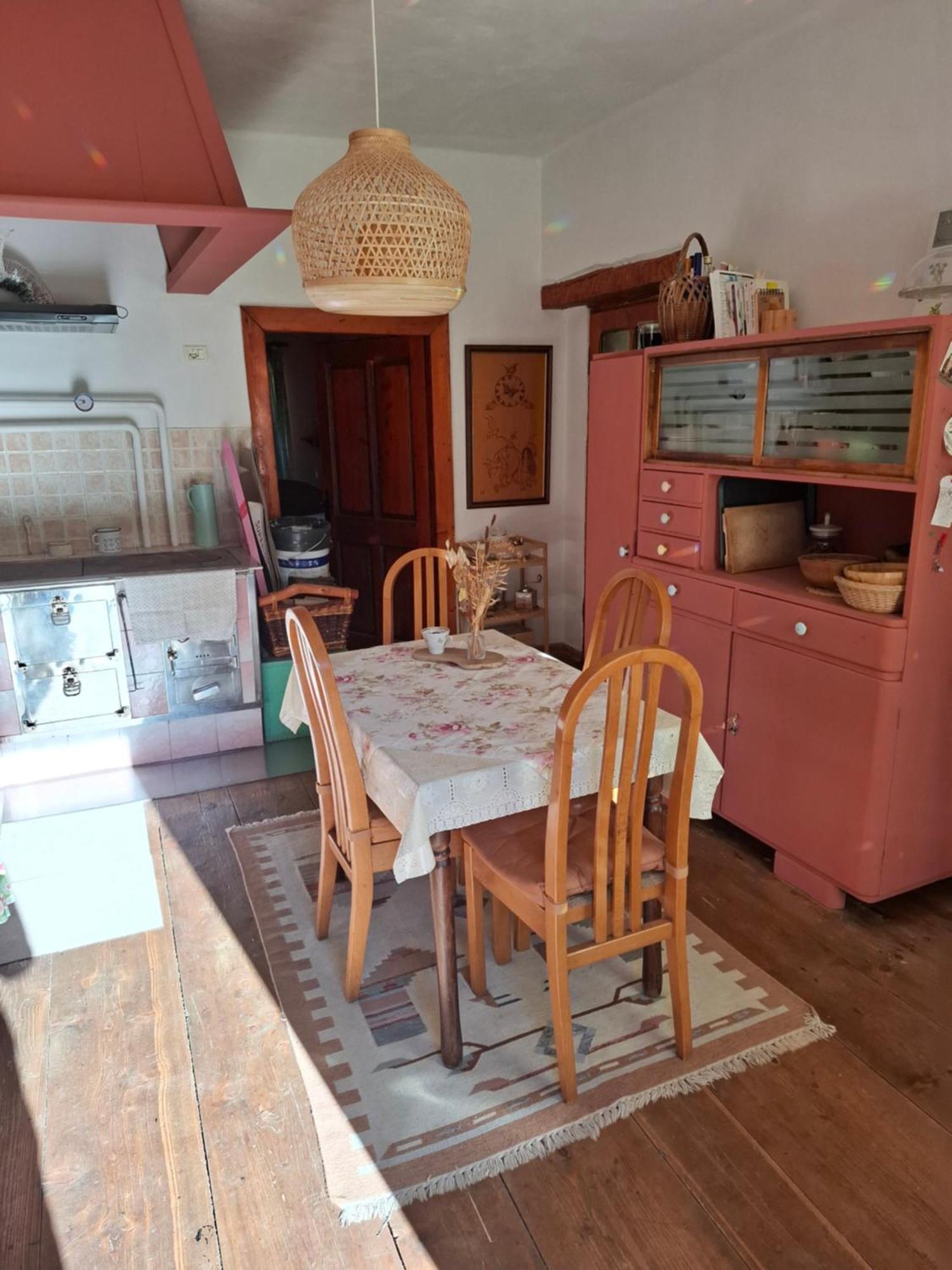 Stara Hisa Lägenhet Log Cezsoski Exteriör bild